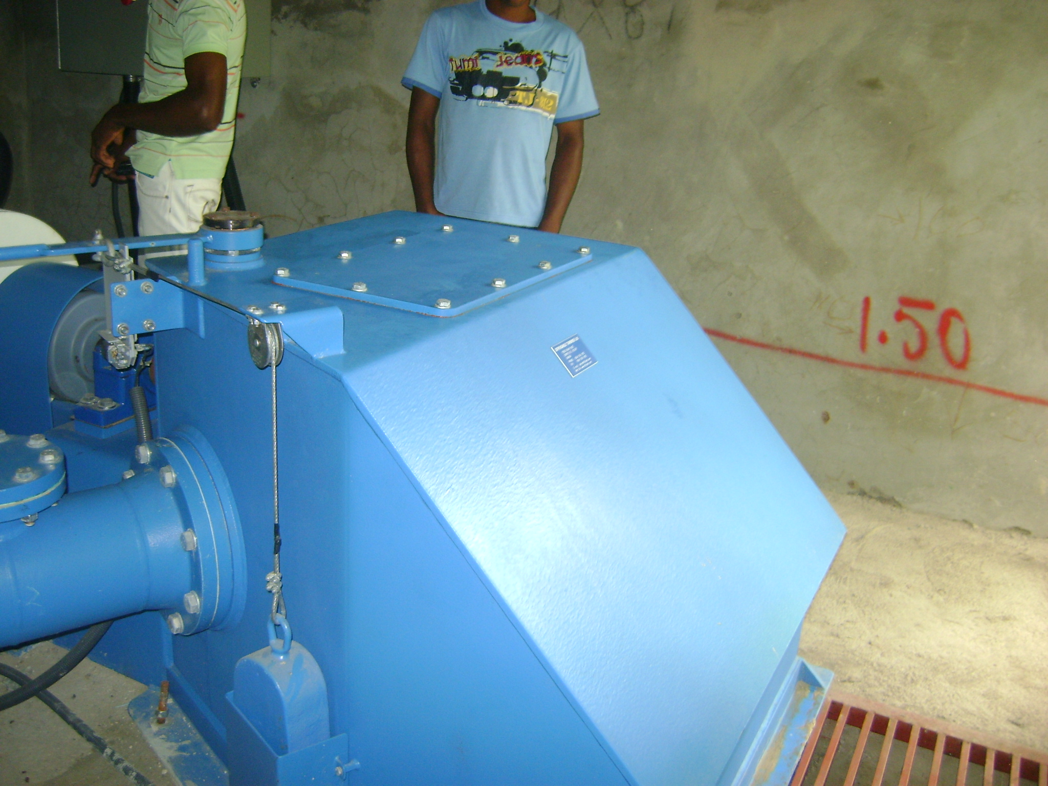 Turgo hydro turbine
